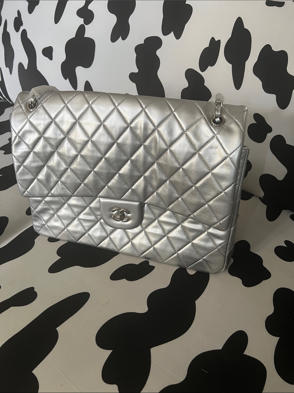 CHANEL Quilted Flap Shoulder Bag in Metallic Silver